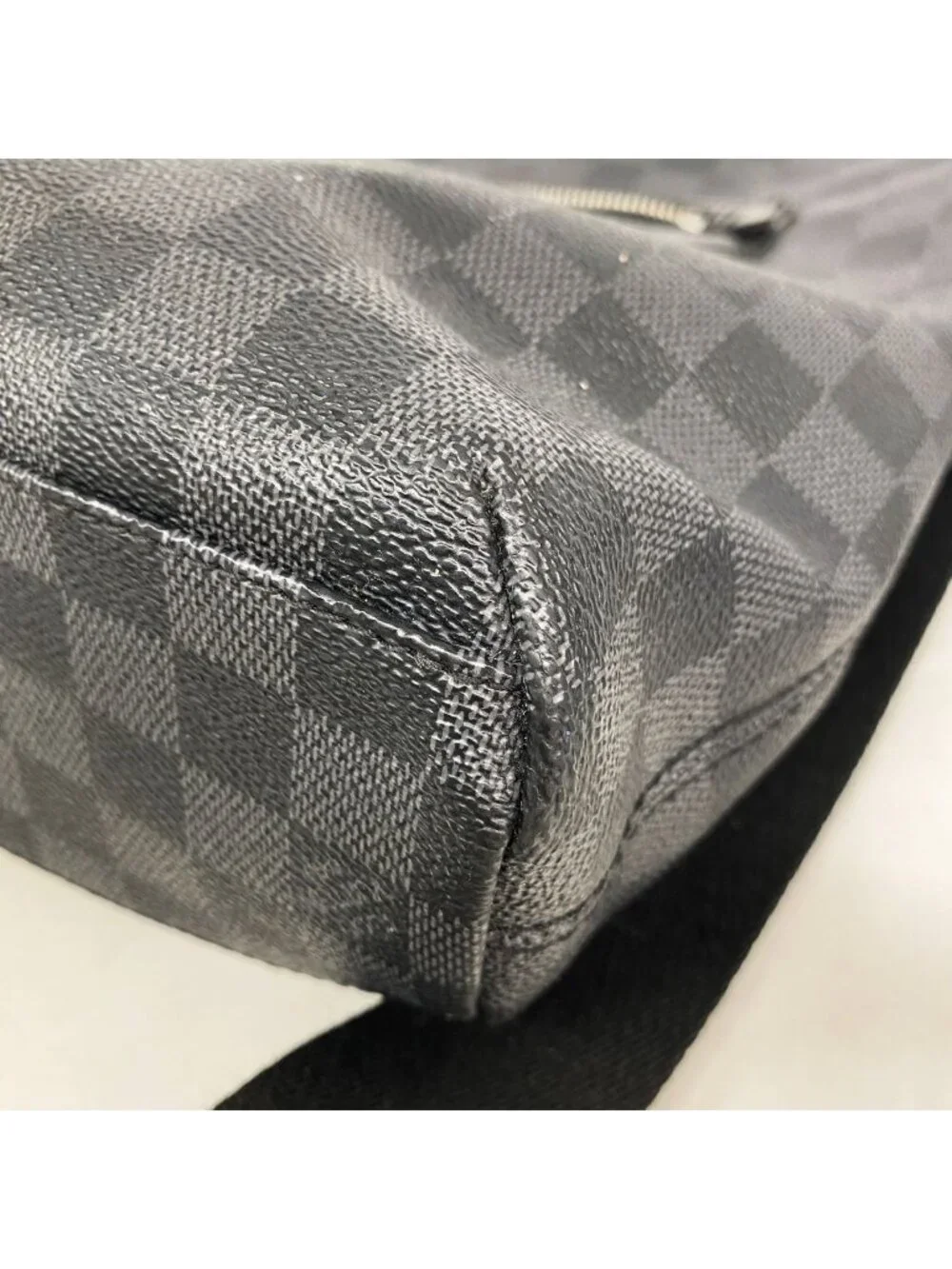 Louis Vuitton Shoulder Bag Damier Graphite Mick MM Black